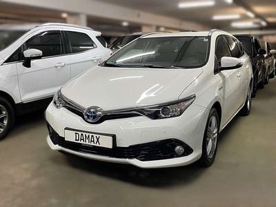 Gebraucht Toyota Auris Hybrid Edition-S 99 PS (72 kW) 2017 Super white 2 Kombi