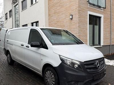 Gebraucht Mercedes Vito 163 PS (119 kW) 2019 Weiß Van