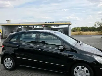 Gebraucht Mercedes B200 136 PS (100 kW) 2006 Schwarz Van / Kleinbus