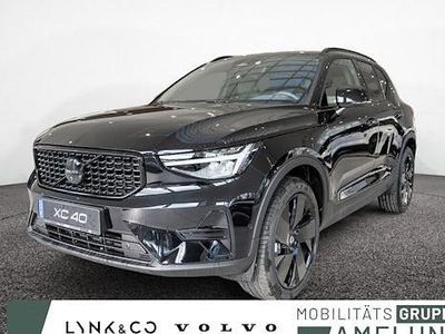 Neu Volvo XC40 Plus 163 PS (119 kW) 2025 Schwarz SUV