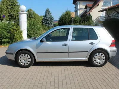 Gebraucht VW Golf IV Edition 90 PS (66 kW) 2001 Silber Limousine