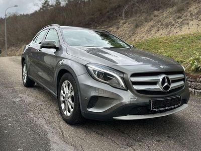 Gebraucht Mercedes GLA200 156 PS (114 kW) 2014 Grau SUV