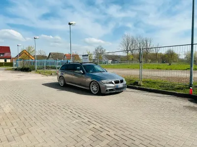 Gebraucht BMW 320 M Sport 220 PS (161 kW) 2009 Grau Kombi
