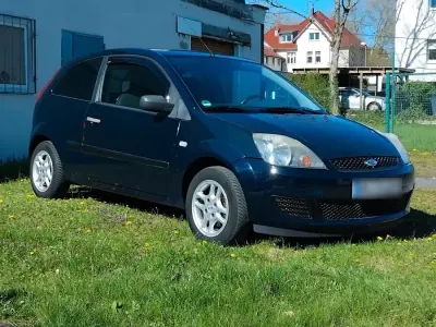 Usata Ford Fiesta 60 CV (44 kW) 2007 Blu Utilitaria