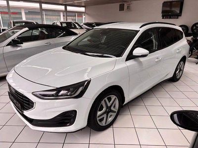 Gebraucht Ford Focus Cool & Connect 120 PS (88 kW) 2022 Weiß Limousine