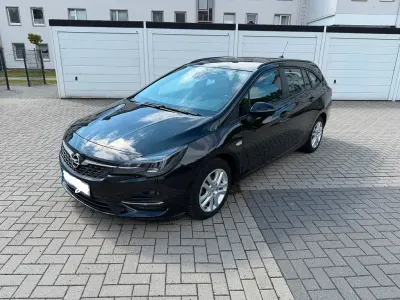 Gebraucht Opel Astra Elegance 105 PS (77 kW) 2022 Schwarz Kleinwagen