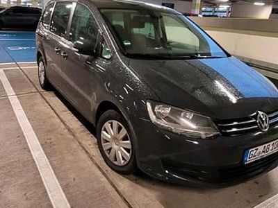 Gebraucht VW Sharan 140 PS (102 kW) 2011 Grau Van / Kleinbus
