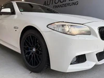 Gebraucht BMW 530 M Sport 245 PS (180 kW) 2011 Weiß Kombi
