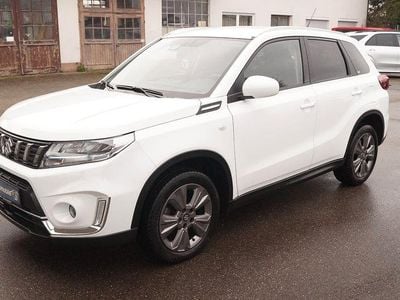 Gebraucht Suzuki Vitara Comfort+ 129 PS (94 kW) 2020 Weiß SUV