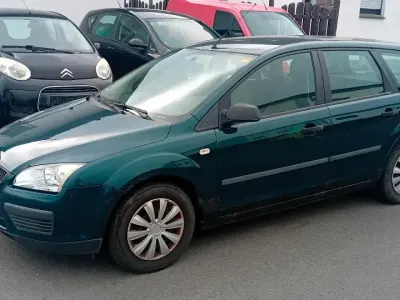 Gebraucht Ford Focus 100 PS (73 kW) 2006 Grün Kombi