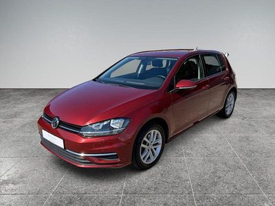 Gebraucht VW Golf VII Comfortline 86 PS (63 kW) 2019 Rot Limousine