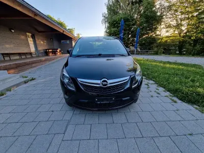 Gebraucht Opel Zafira Tourer Sport 165 PS (121 kW) 2012 Schwarz Van / Kleinbus