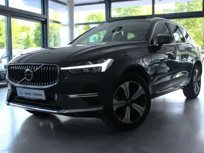 Gebraucht Volvo XC60 Plus 349 PS (256 kW) 2023 Grau SUV