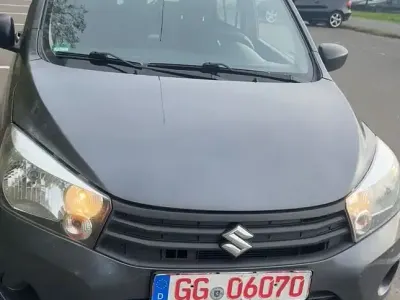 Gebraucht Suzuki Celerio 68 PS (50 kW) 2017 Grau Kleinwagen
