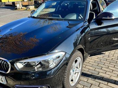 Gebraucht BMW 116 Sport Line 109 PS (80 kW) 2015 Schwarz Kleinwagen