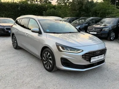 Gebraucht Ford Focus Titanium 116 PS (85 kW) 2023 Silber Limousine