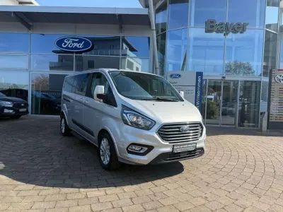 Gebraucht Ford Tourneo Trend 131 PS (96 kW) 2020 Silber Van / Kleinbus