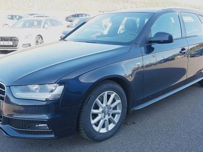 Begagnad Audi A4 S-Line 204 HK (150 kW) 2012 Blå Kombi