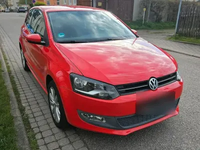 Gebraucht VW Polo Team 60 PS (44 kW) 2011 Rot Kleinwagen