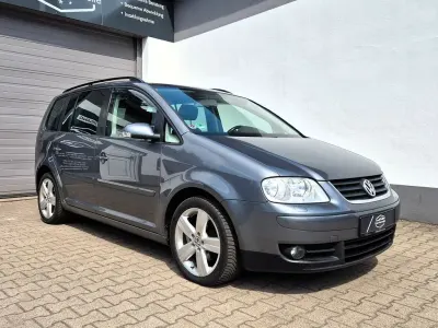 Gebraucht VW Touran Trendline 140 PS (102 kW) 2006 Grau Van / Kleinbus