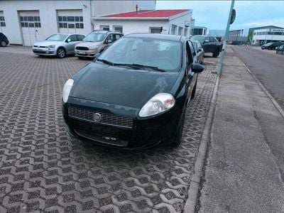 Second-hand Fiat Punto 77 CP (56 kW) 2009 Negru Hatchback