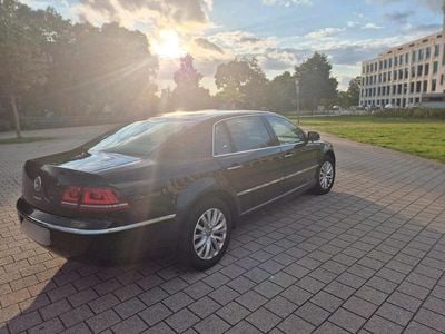 VW Phaeton