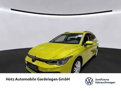 Occasion VW Golf VIII Life 116 ch (85 kW) 2023 Jaune Break