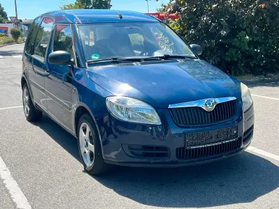 Gebraucht Skoda Roomster 70 PS (51 kW) 2009 Blau Van / Kleinbus