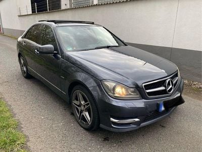 Usata Mercedes C220 AMG 170 CV (125 kW) 2014 Grigio Berlina