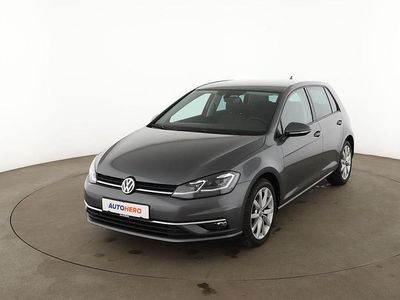Gebraucht VW Golf VII Comfortline 150 PS (110 kW) 2019 Grau Limousine