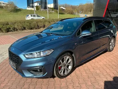 Usata Ford Mondeo ST-Line 190 CV (139 kW) 2020 Blu Berlina