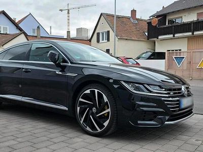 Second-hand VW Arteon R-line 190 CP (139 kW) 2019 Negru Hatchback