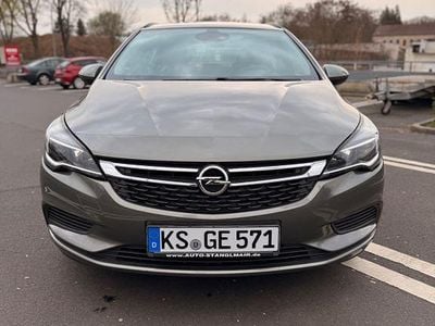 Gebraucht Opel Astra Edition 110 PS (80 kW) 2017 Grau Kombi
