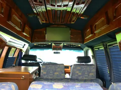 Gebraucht Chevrolet Express 256 PS (188 kW) 2001 Weiß Van / Kleinbus