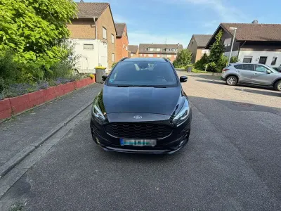 Gebraucht Ford S-MAX ST-Line 150 PS (110 kW) 2020 Schwarz Van / Kleinbus