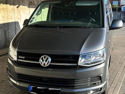 Usata VW Transporter 204 CV (150 kW) 2018 Grigio Furgone