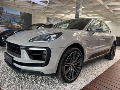 Porsche Macan S