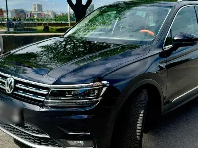 Gebraucht VW Tiguan Highline 150 PS (110 kW) 2020 Schwarz SUV