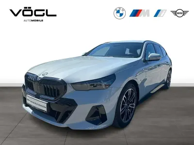 Gebraucht BMW 530e M Sport 190 PS (139 kW) 2025 M brooklyn grau Kombi