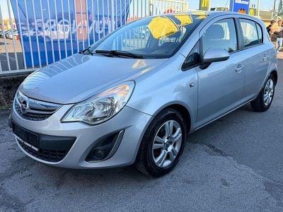 Gebraucht Opel Corsa Active 86 PS (63 kW) 2013 Silber Kleinwagen