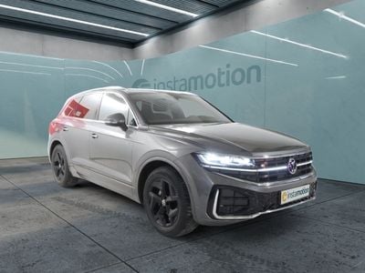 Gebraucht VW Touareg R-line 231 PS (169 kW) 2024 Grau SUV