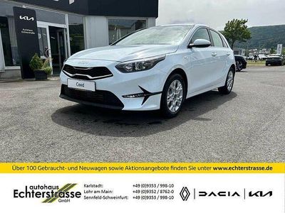 Gebraucht Kia Ceed Vision 120 PS (88 kW) 2024 Carraraweiß Kleinwagen