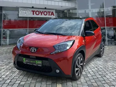 Gebraucht Toyota Aygo Pulse 72 PS (52 kW) 2024 Schwarz Kleinwagen