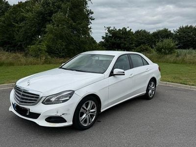 Mercedes E200