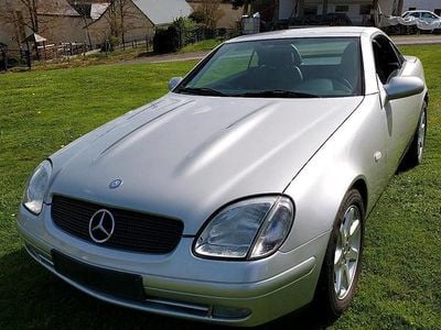 Usata Mercedes SLK200 136 CV (100 kW) 1999 Argento Cabrio