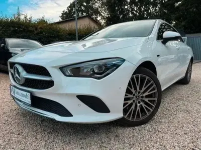 Gebraucht Mercedes CLA250 163 PS (119 kW) 2020 Weiß Coupé