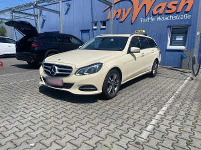 Gebraucht Mercedes E220 170 PS (125 kW) 2016 Beige Kombi