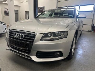 Begagnad Audi A4 Attraction 120 HK (88 kW) 2011 Silver Kombi