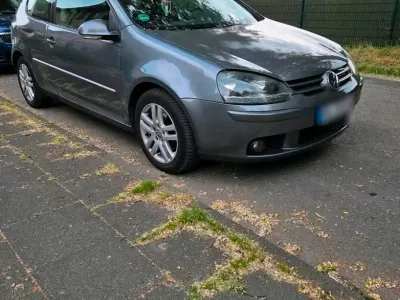 Gebraucht VW Golf V 102 PS (75 kW) 2008 Grau Kleinwagen