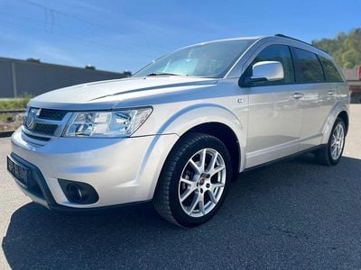 Second-hand Fiat Freemont 170 CP (125 kW) 2012 Argintiu SUV